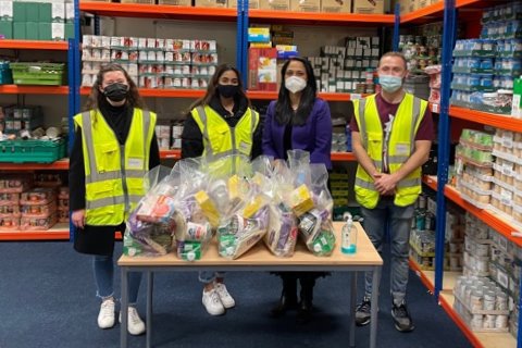 Local MP Visits Bethnal Green Foodbank